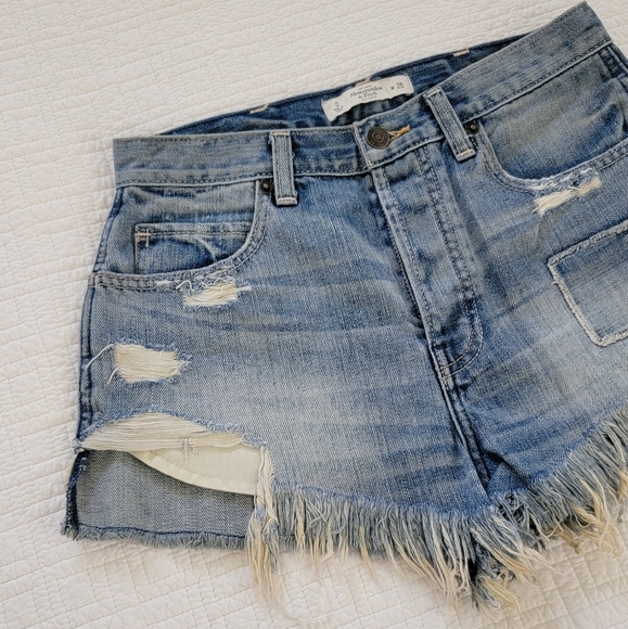 Abercrombie & Fitch Distressed Jean Shorts - Picture 5 of 14
